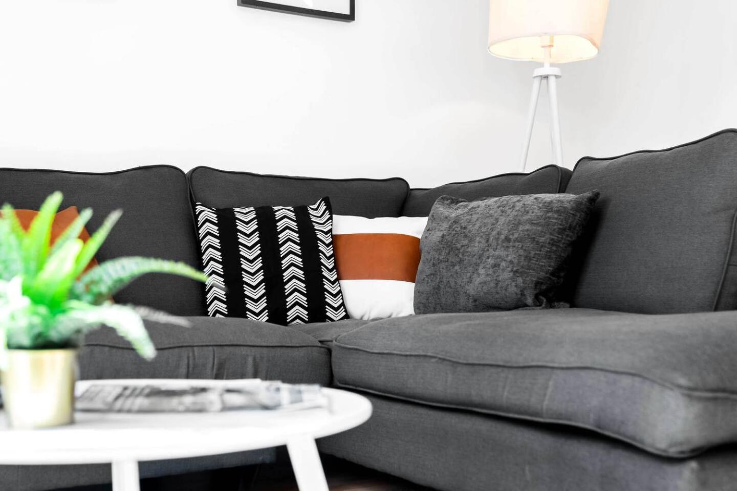 City Centre - Two Bedroom Apartment - Juliet Balcony - Secure Parking - Wifi - Smart Tv - Top Rated -33S Birmingham Bagian luar foto